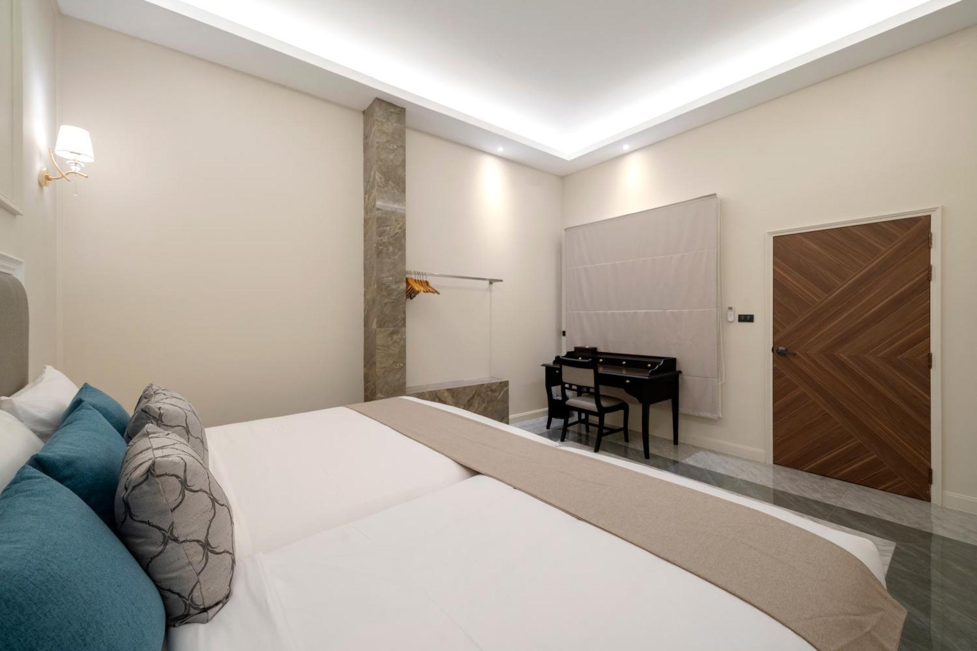 Apartment Sclass Penthouse Changmoi Road Center Old *