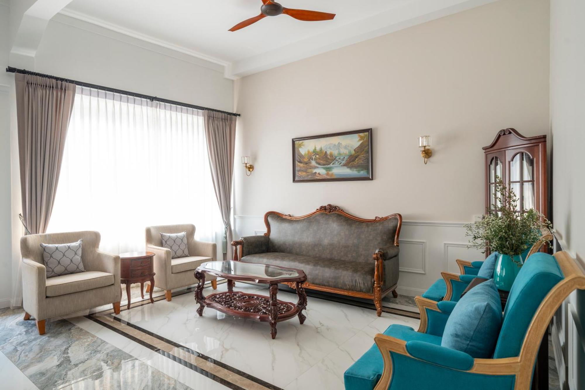 Sclass Penthouse Changmoi Road Center Old Apartment *