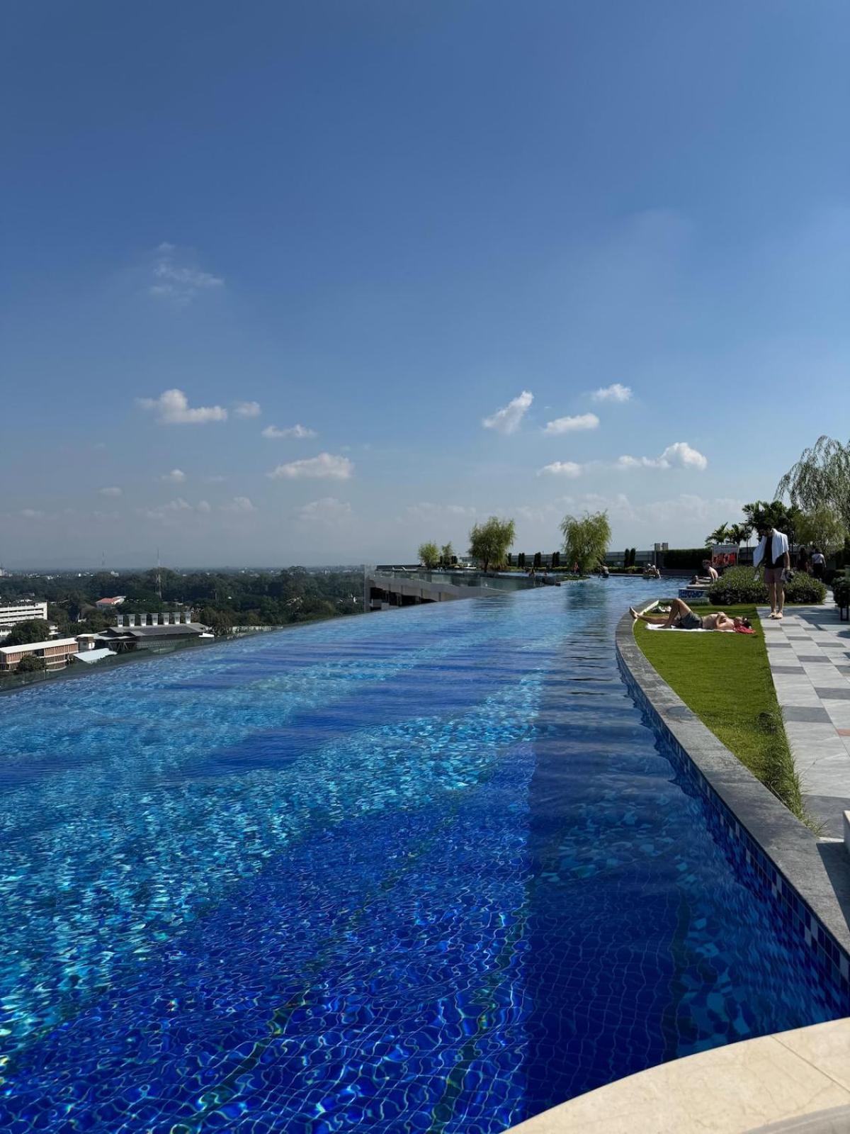 The Astra Sky River - The Premier 3bdr 536 Apartment Chiang Mai