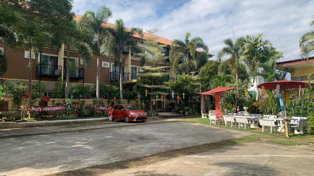 Pimlada Hotel 4*