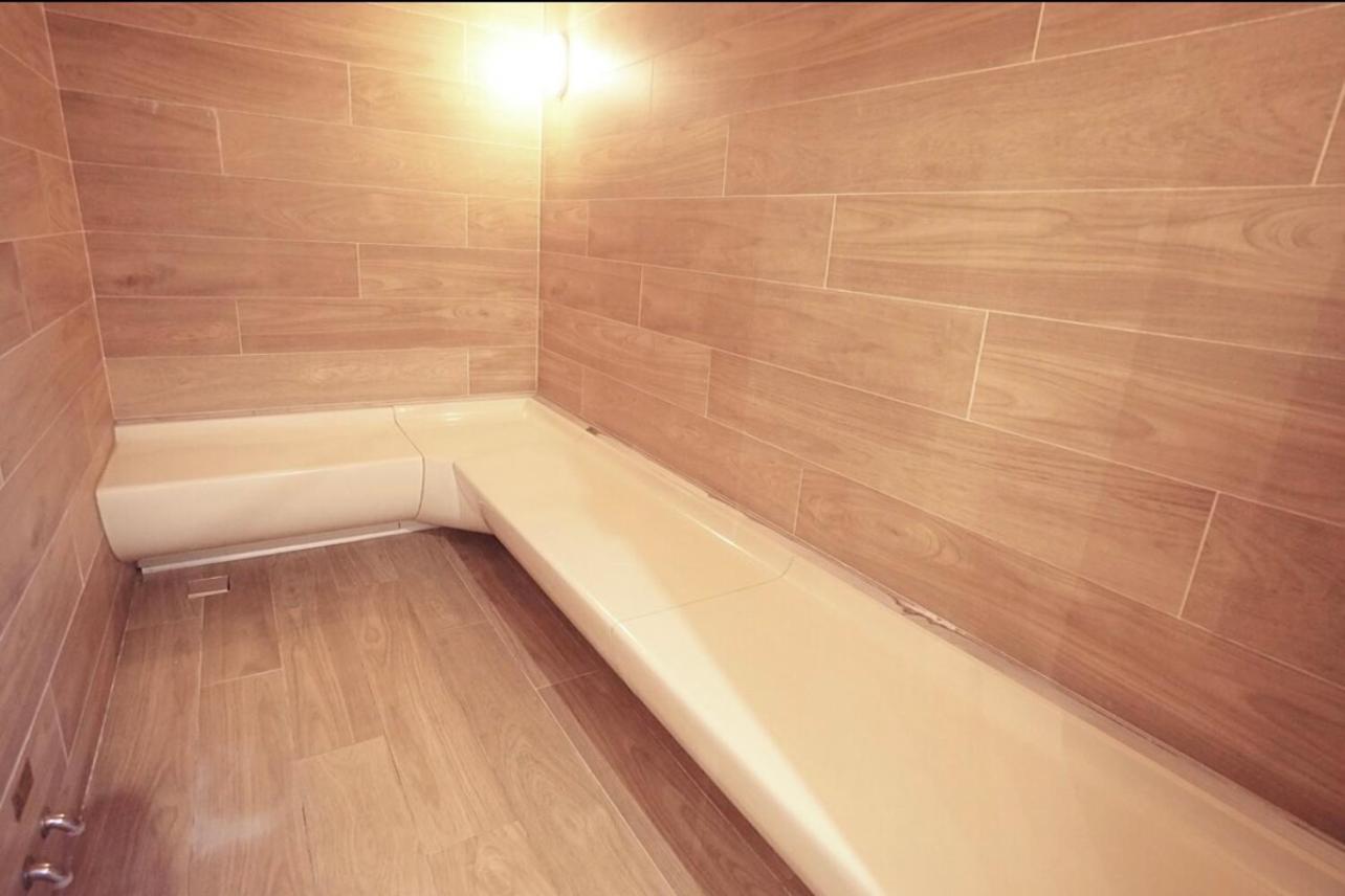 Astra Sky River 3 Bedrooms Infinity Pool, With Latex Mattress *