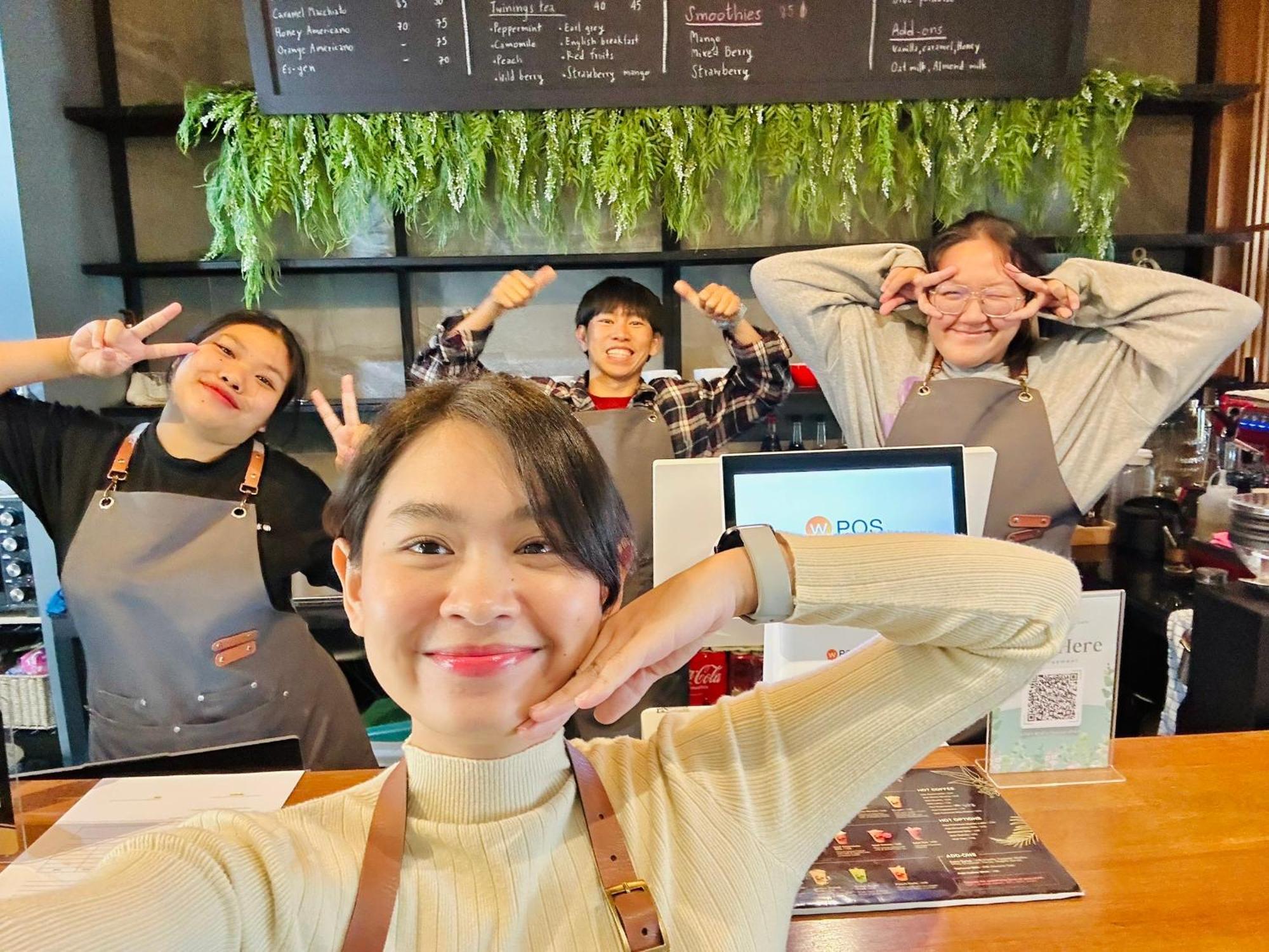 Asrama Redpanda & Cafe Chiang Mai