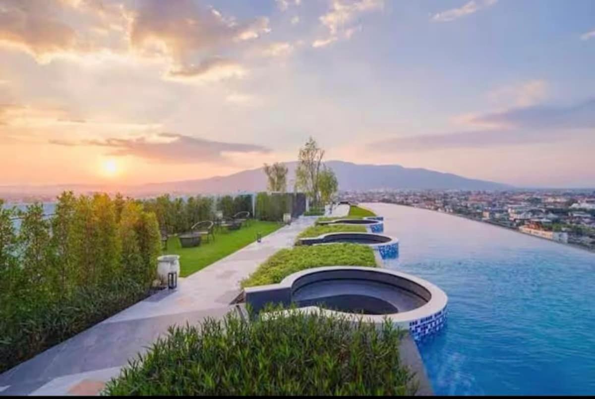 Astra Sky River 2 Bedrooms, 1 Living Room, 1 Bathroom, Infinity Pool, Latex Mattress