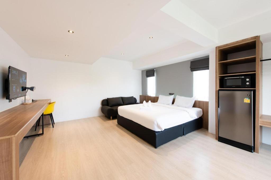Yellotel Chang Klan Hotel 3*