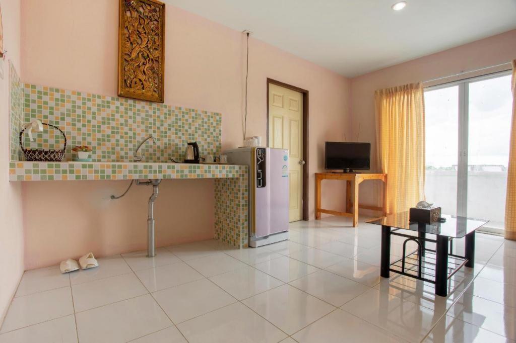 Hotel Oyo 75356 Thipsiri Chiang Mai