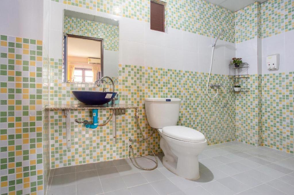 Hotel Oyo 75356 Thipsiri Chiang Mai