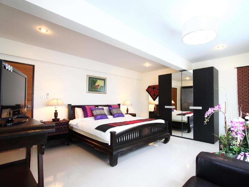 The Xym Hotel 2*