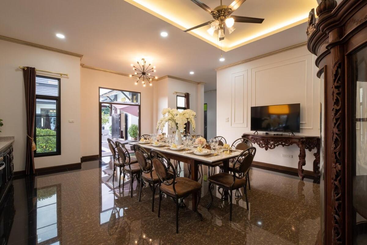 Morden Lanna Style Grand Pool Chiang Mai