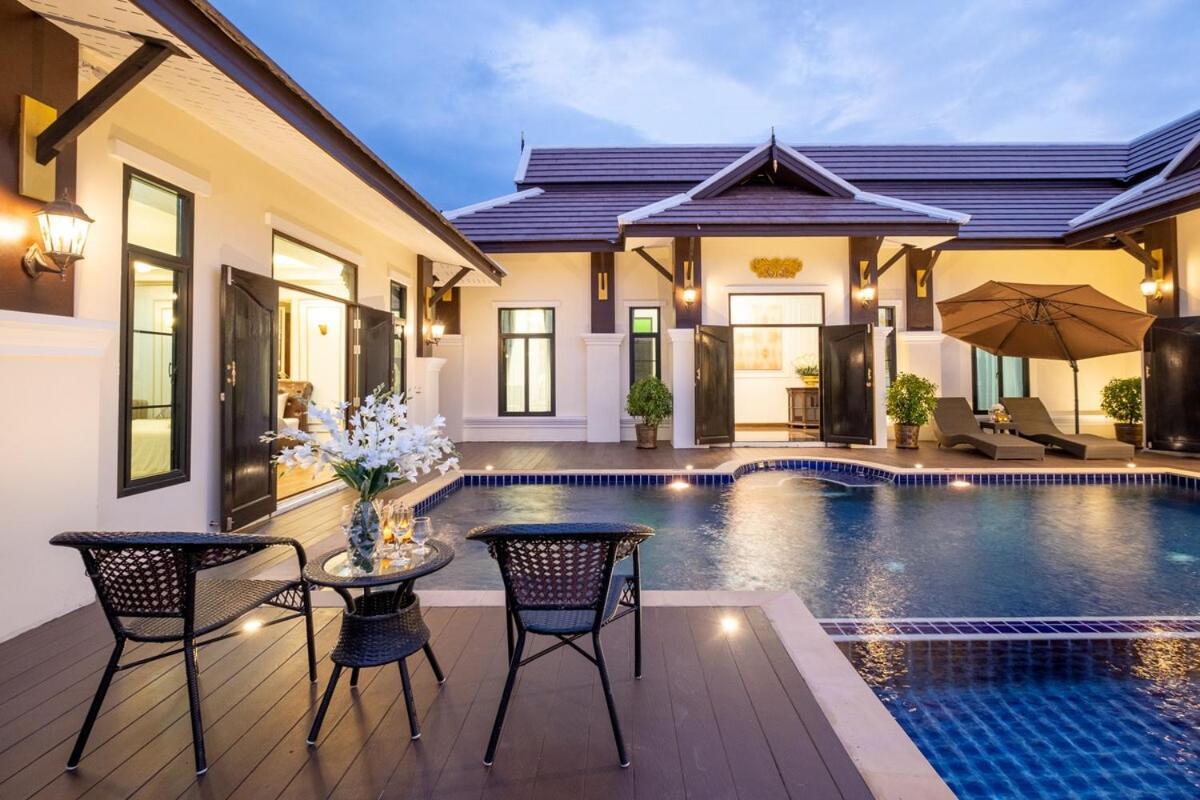 Villa Morden Lanna Style Grand Pool Chiang Mai