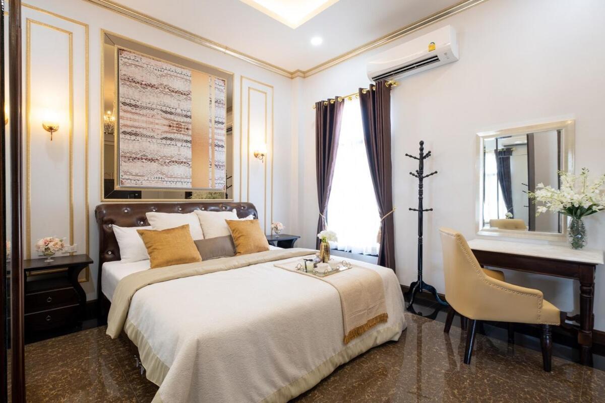 Morden Lanna Style Grand Pool Villa Chiang Mai
