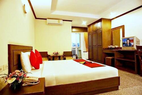 Royal Panerai Chiangmai Hotel
