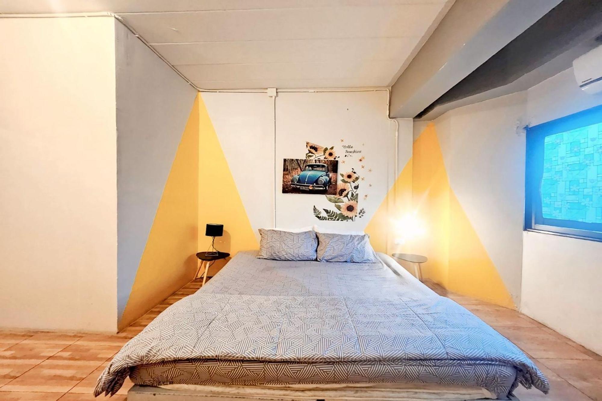 Hostel Me U *