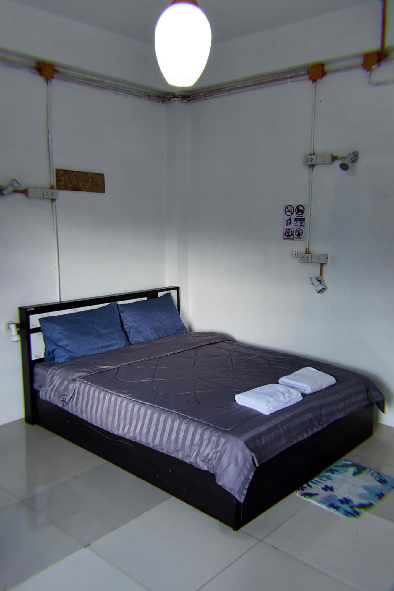 Hostel Blue Dream *