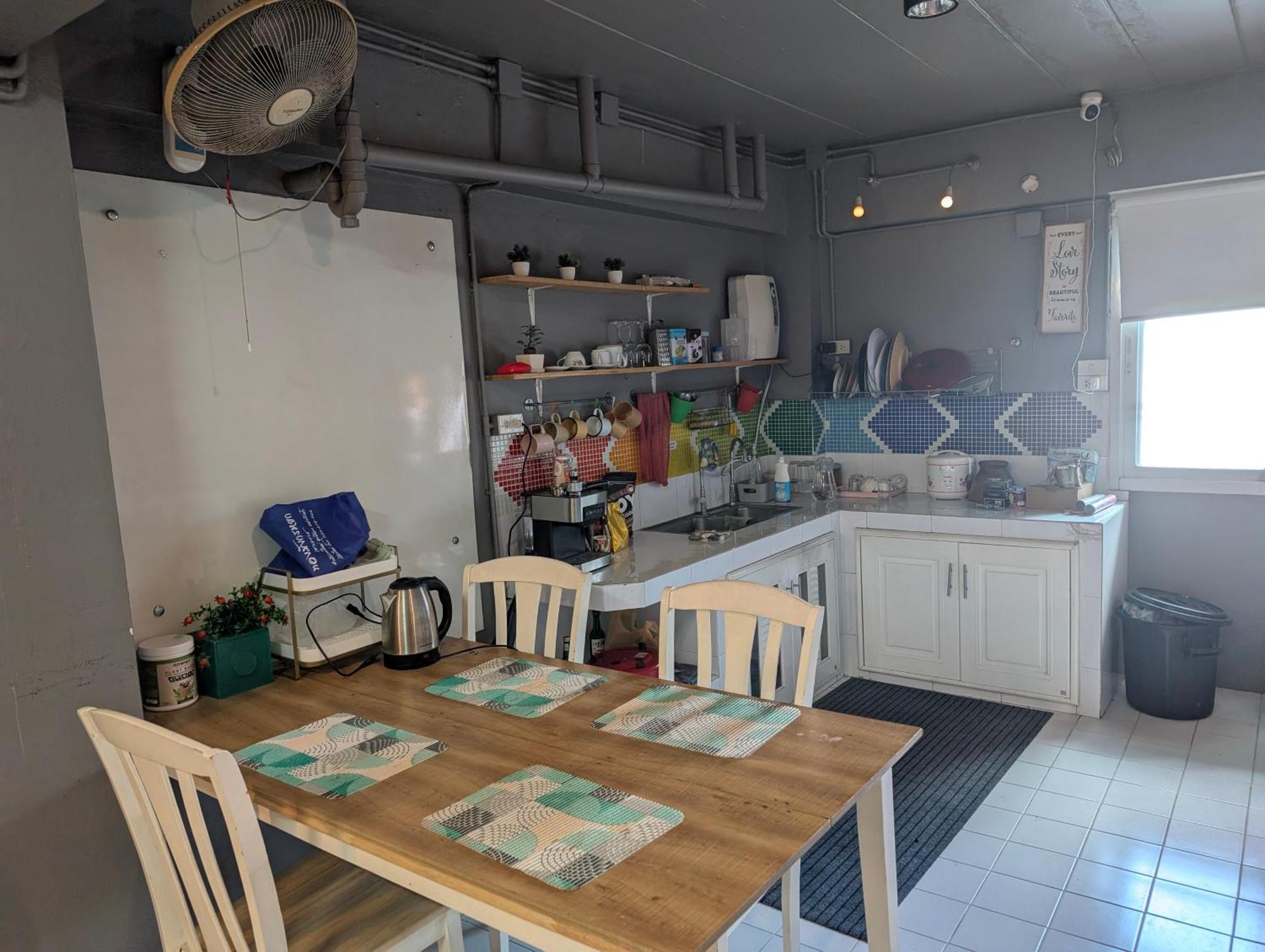 Blue Dream Hostel *