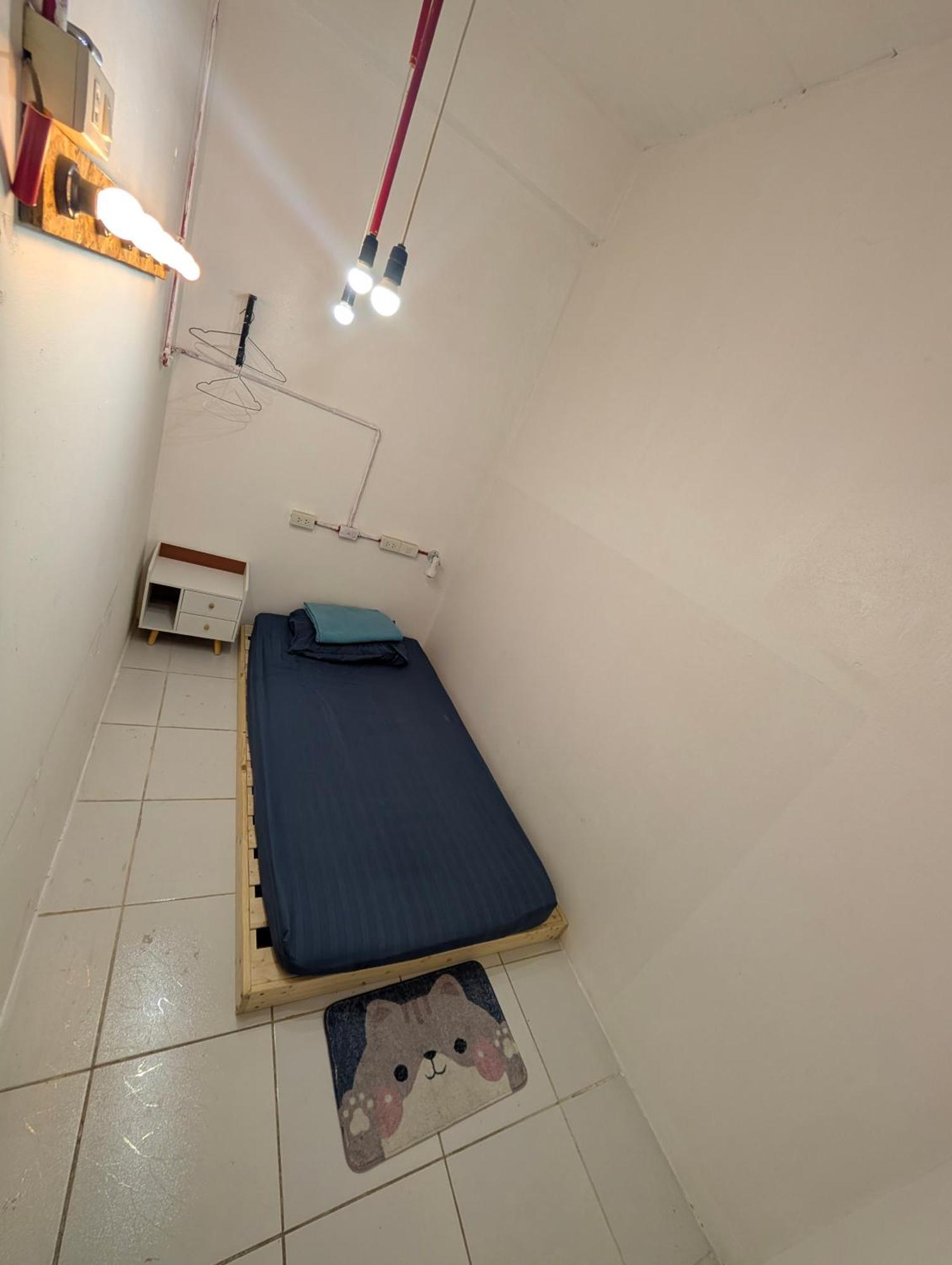Blue Dream Hostel *