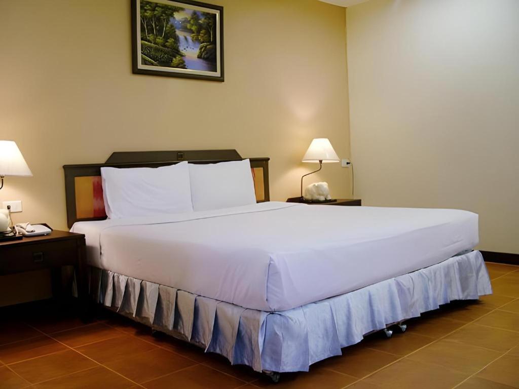 Hotel Night Bazaar Place