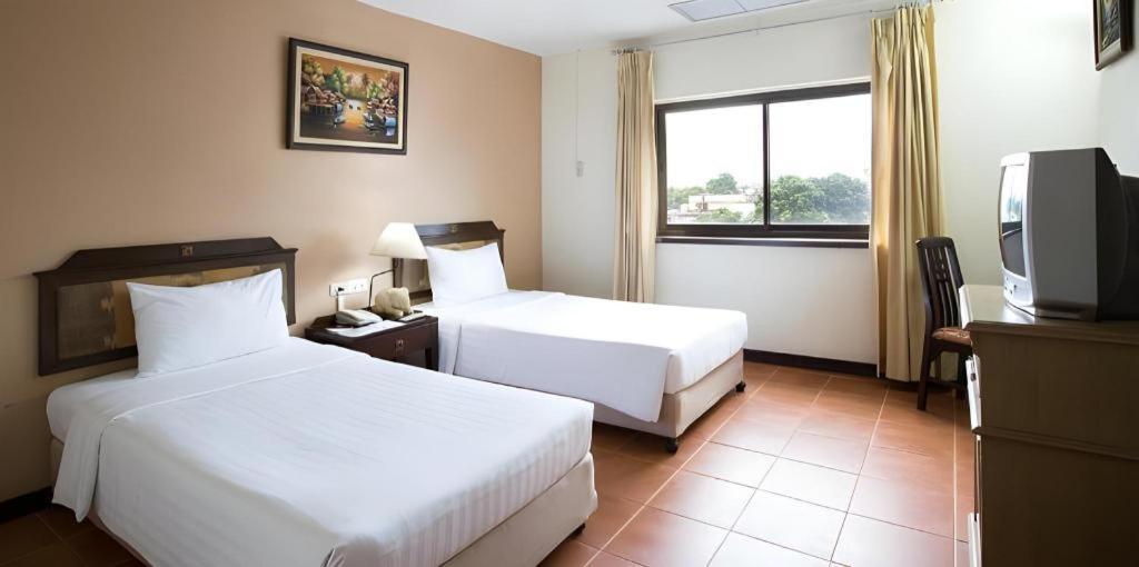 Hotel Night Bazaar Place 3*