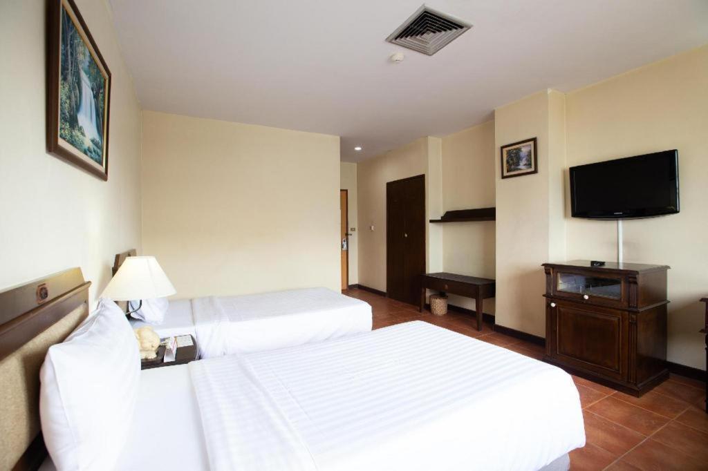 Night Bazaar Place Hotel Chiang Mai