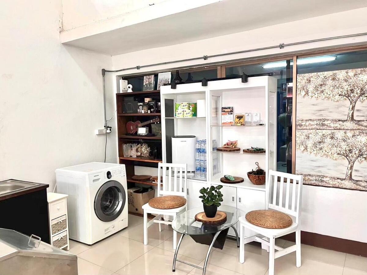 Apartment 3 Bedrooms House In Thapae/nightbazaar Chiang Mai