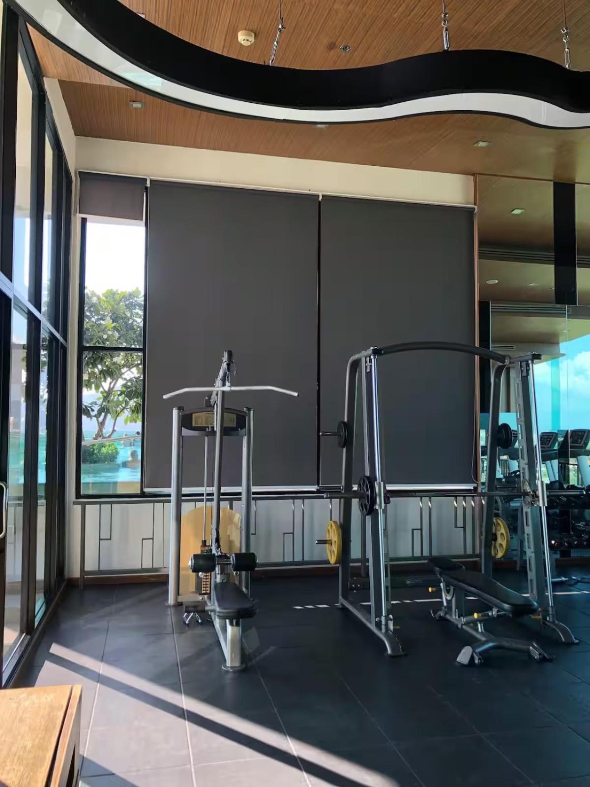 Aparthotel Remote Work Friendly With Fast Wifi - Rooftop And Gym