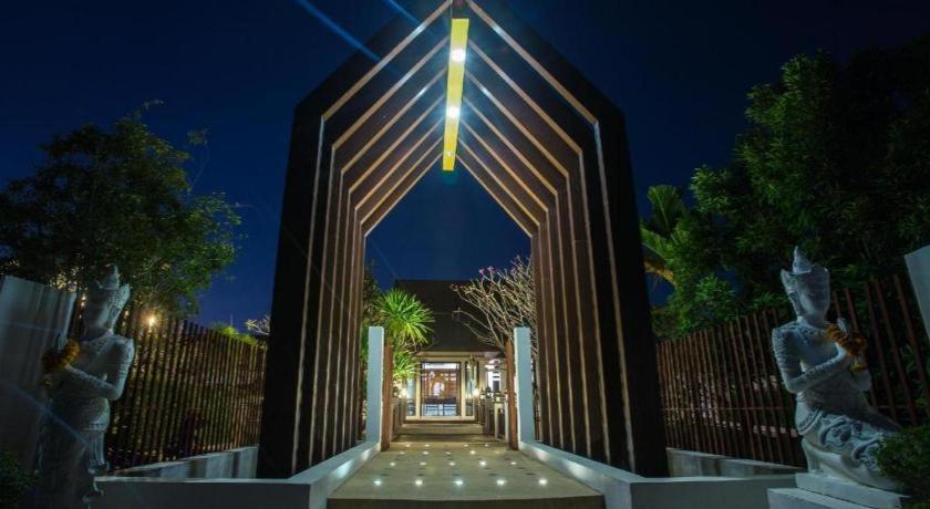 Doltara Boutique