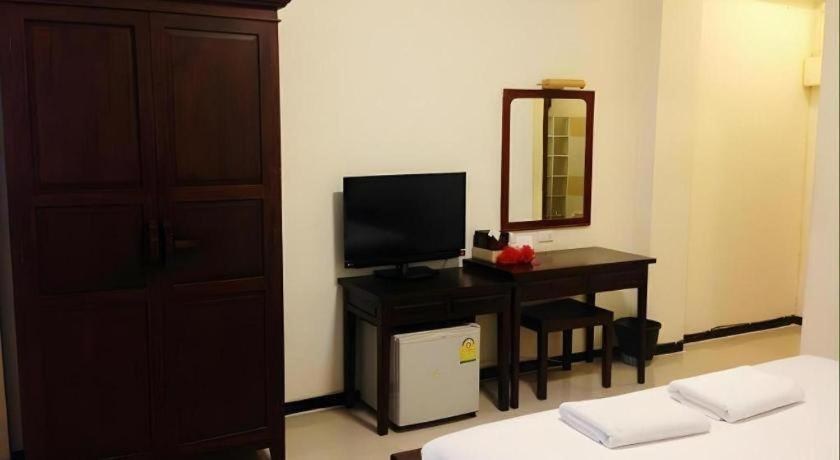Natee Place Hotel