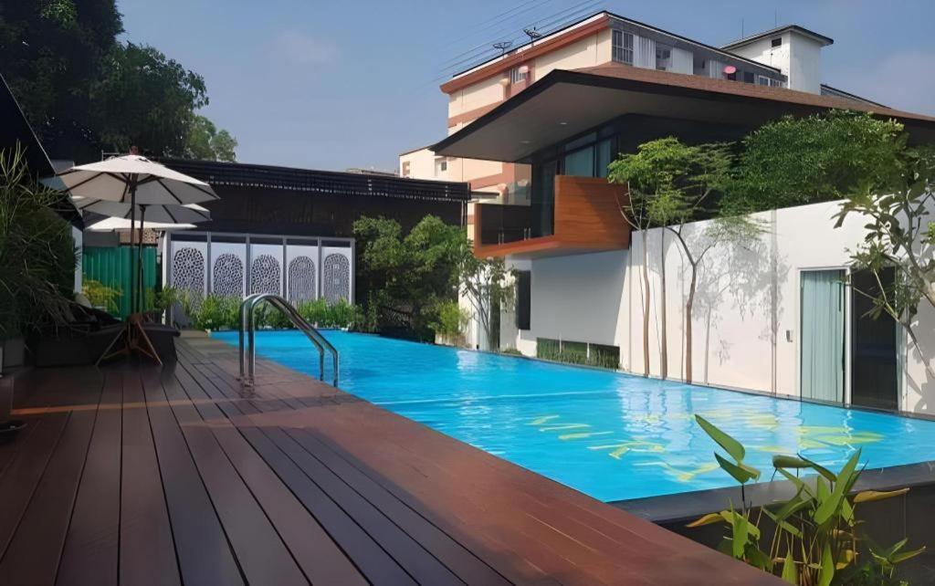Resort Mira & 4*