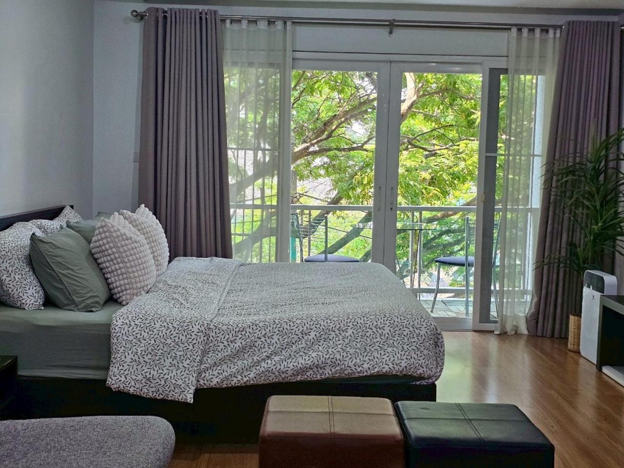 Modern Style 1br / Large Balcony At Nimman * Chiang Mai
