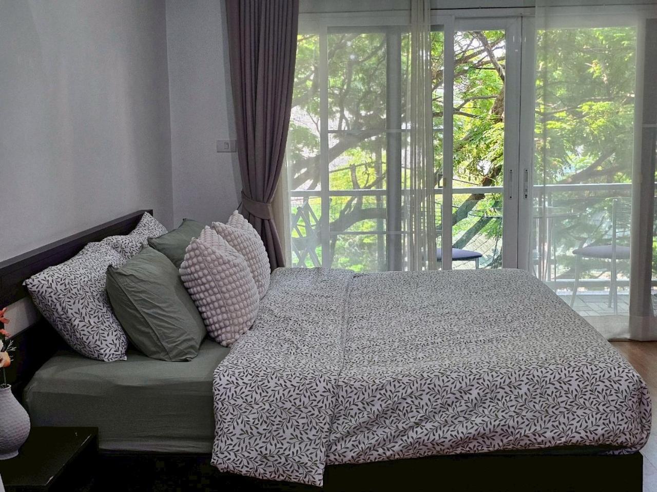 Modern Style 1br / Large Balcony At Nimman Apartment *
