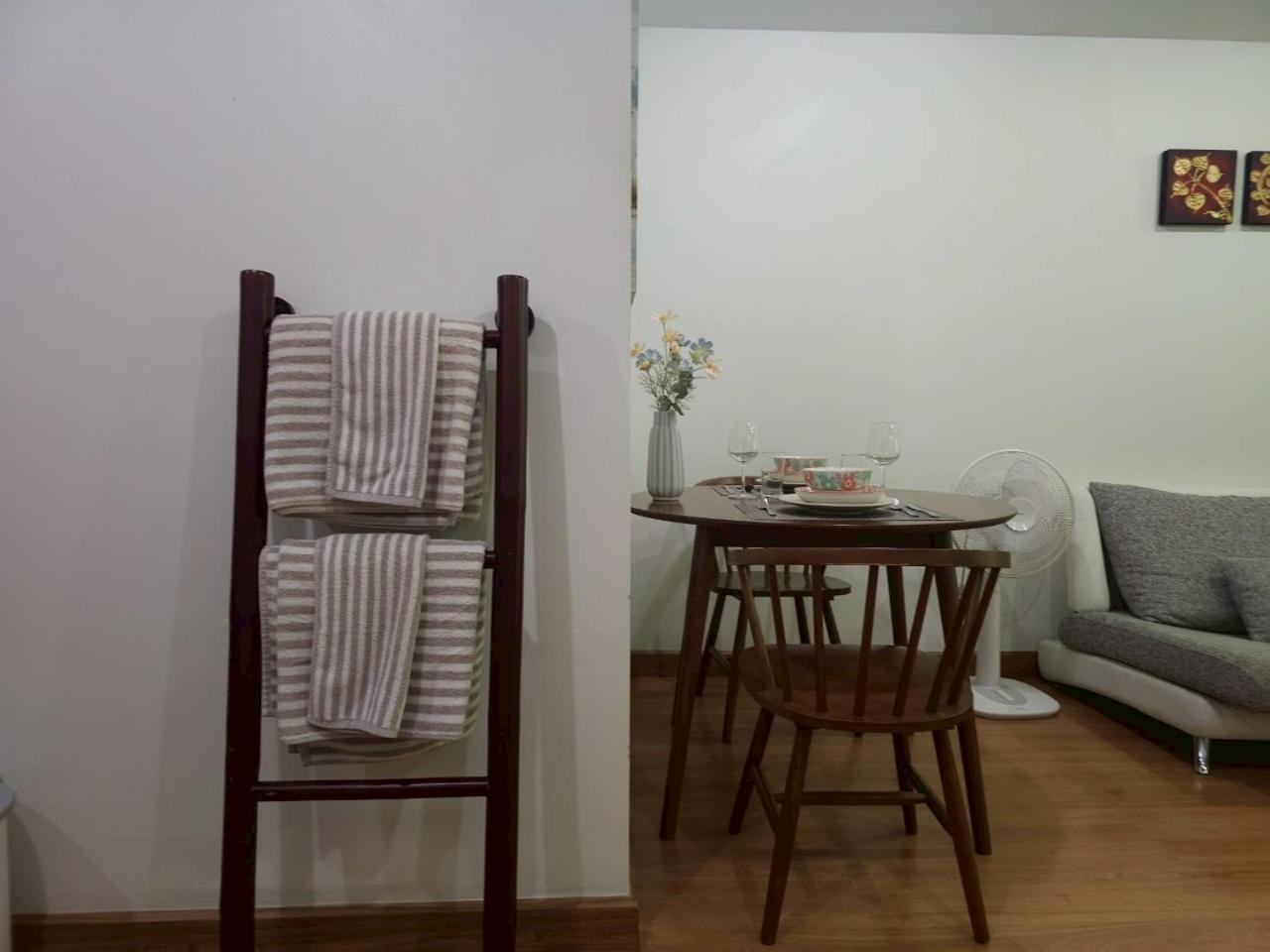 Modern Style 1br / Large Balcony At Nimman Apartment