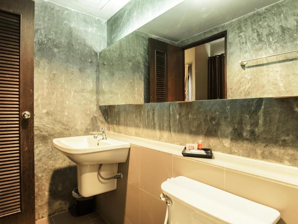 B2 Boutique And Budget Hotel