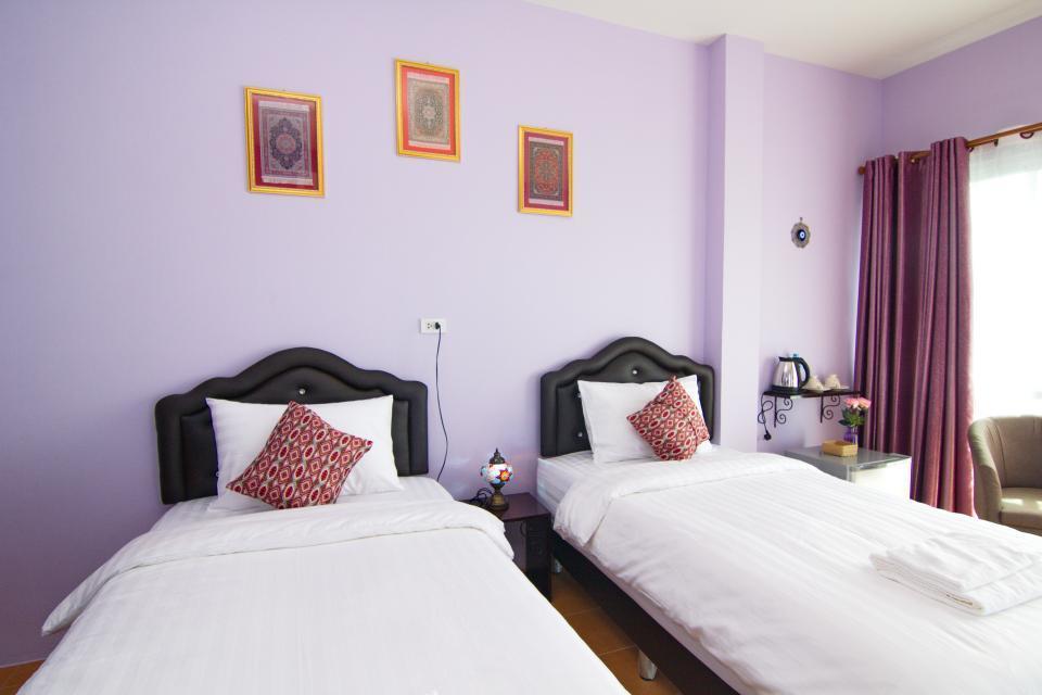 Chowdhury Boutique House Guest house