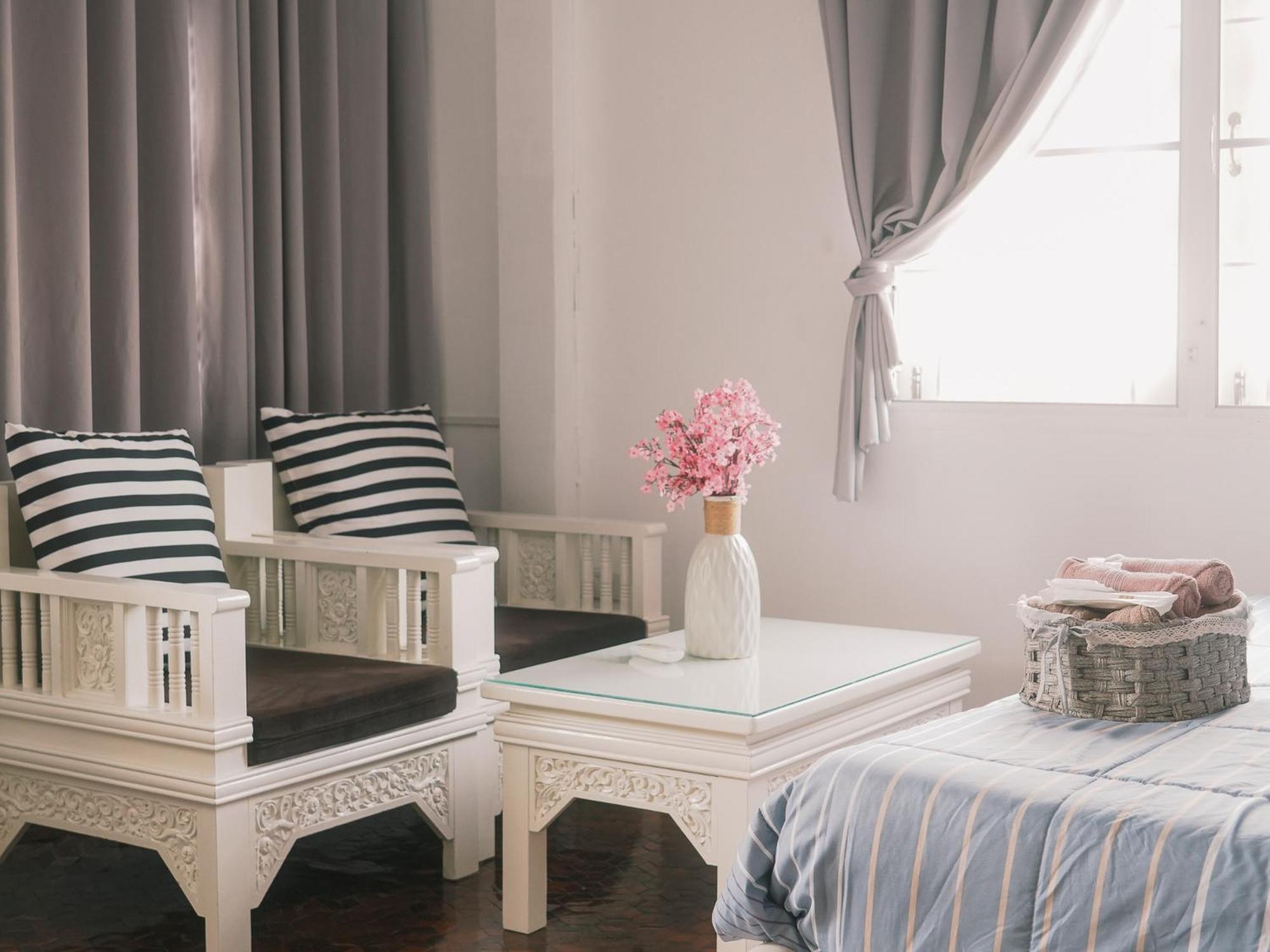 Boxsoon Nimman 2 # 4beds 3baths Chiang Mai