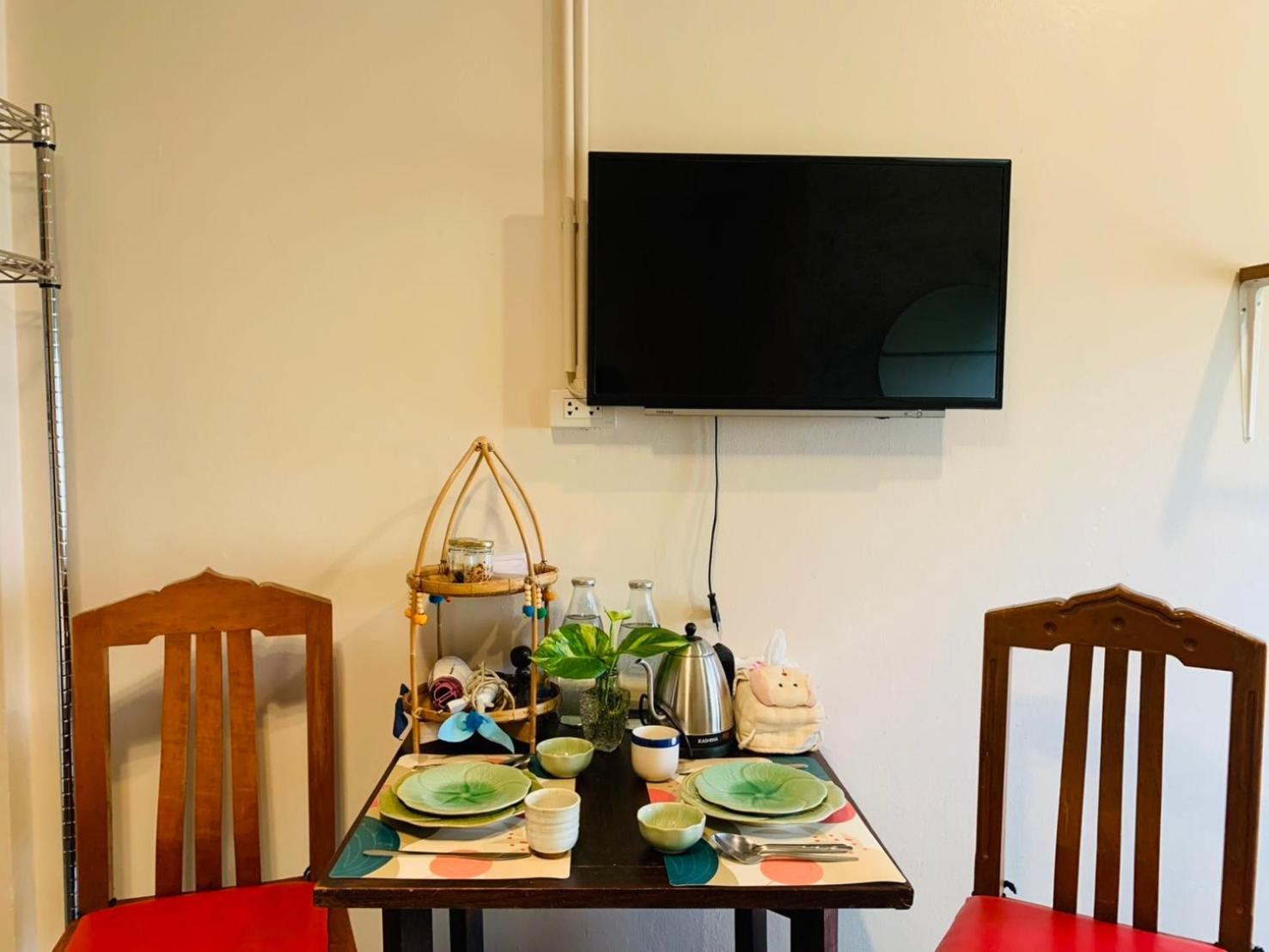 Retro At Phra Sing Guest house