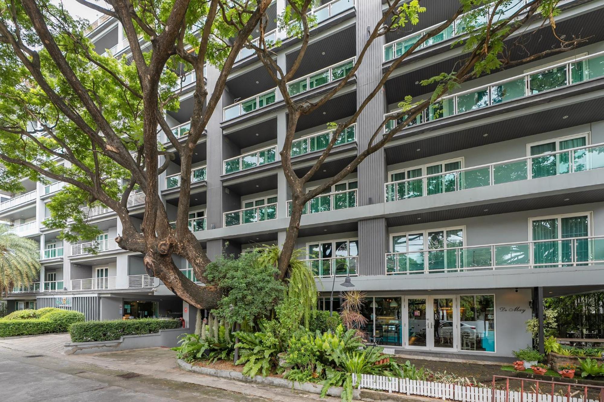 Modern Style 1br / Large Balcony At Nimman * Chiang Mai