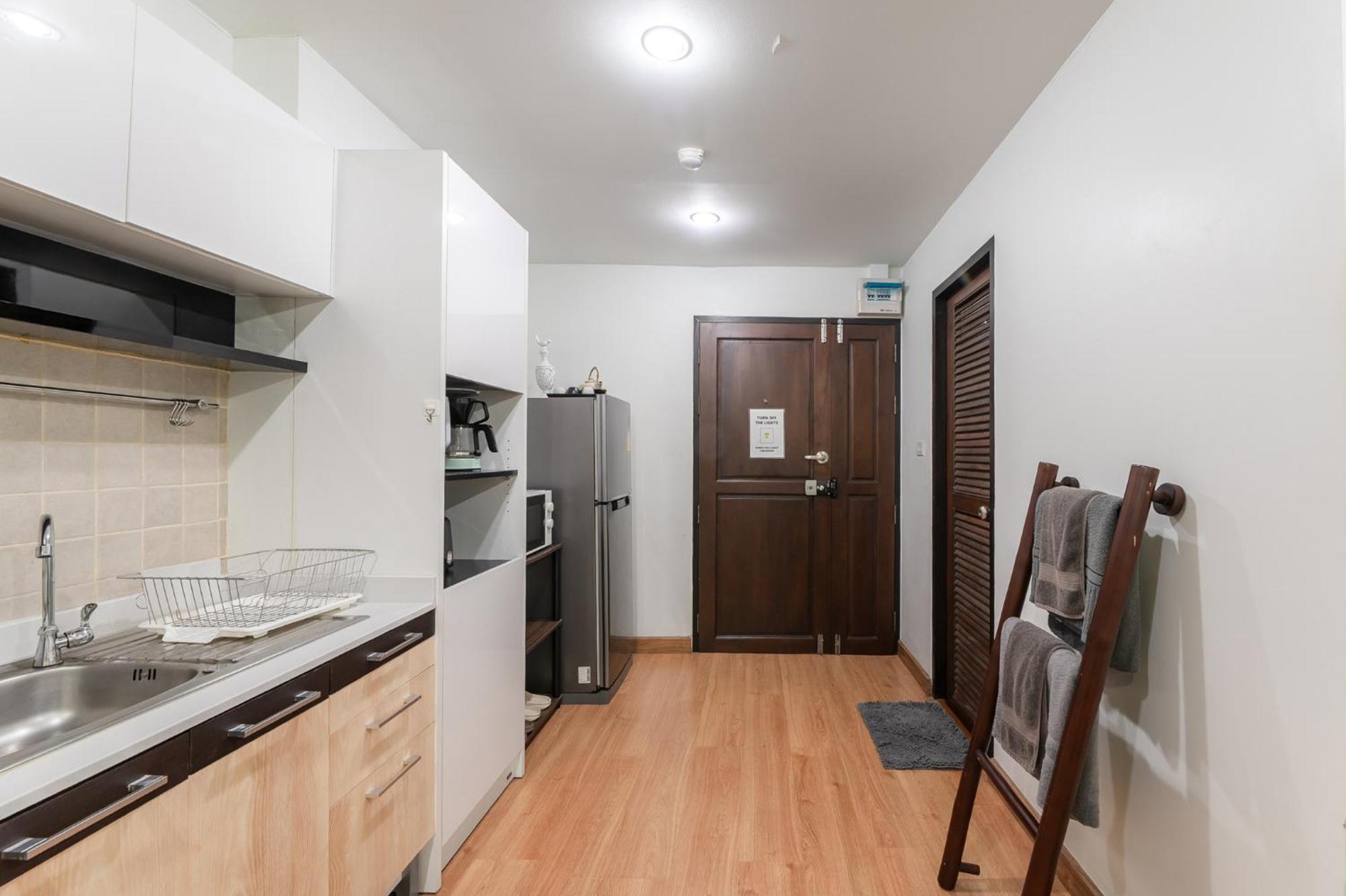 Modern Style 1br / Large Balcony At Nimman Apartment Chiang Mai