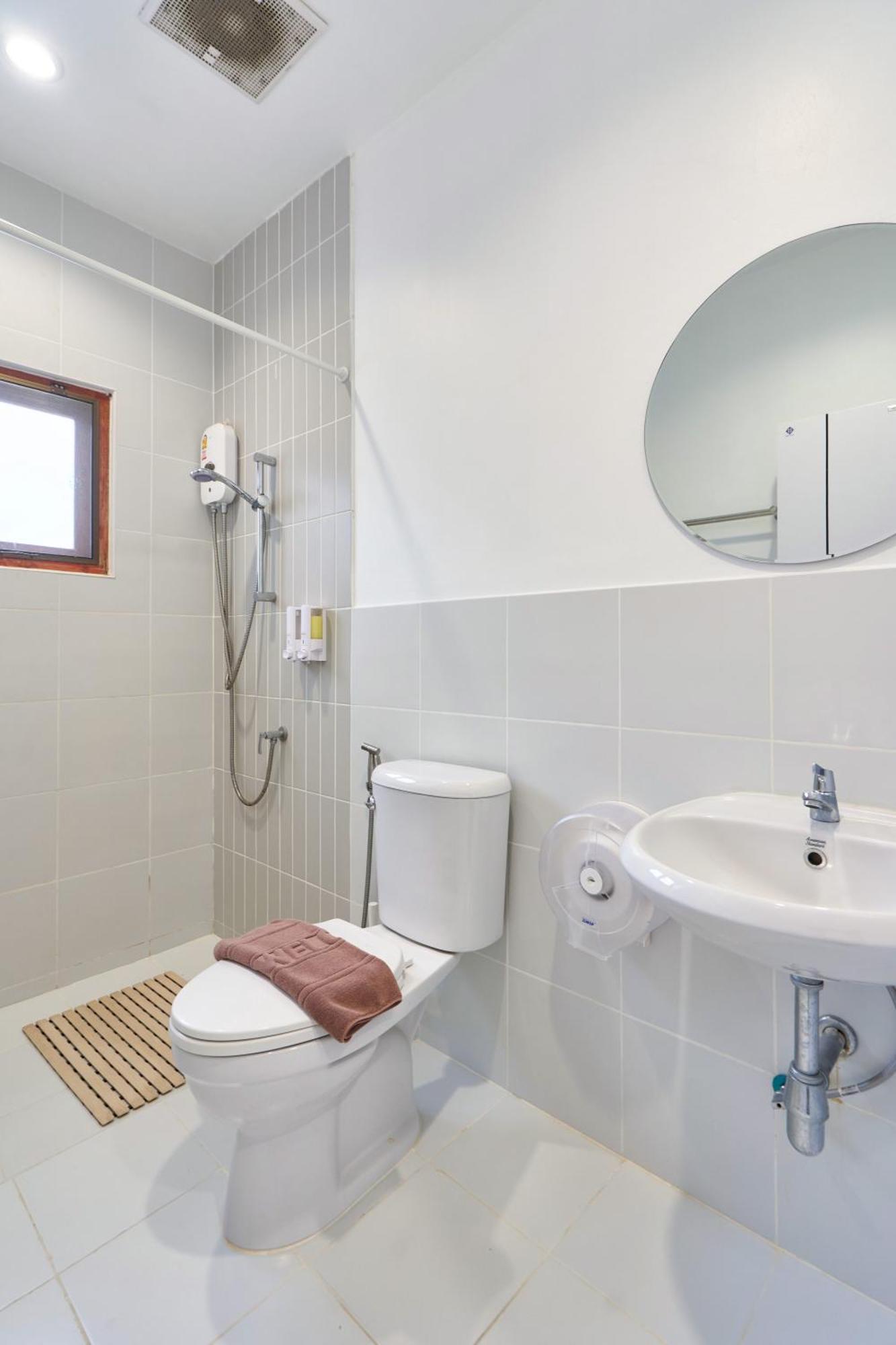 Ray's Home,3br With Front Yard,walkable To Nimman Holiday home