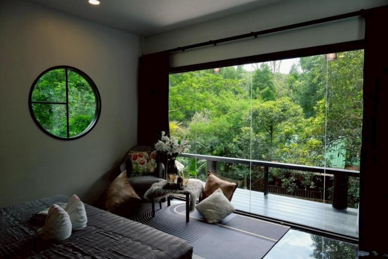 Mae Kampong Hill