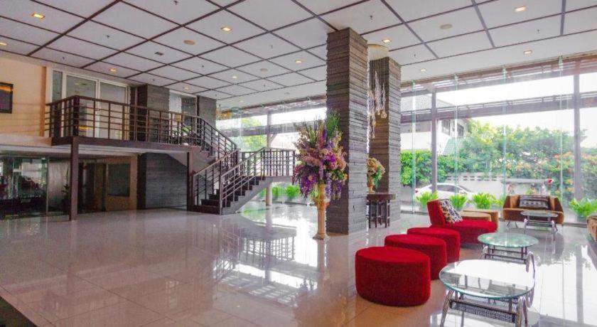 Mayflower Grande Nimman Hotel Chiang Mai