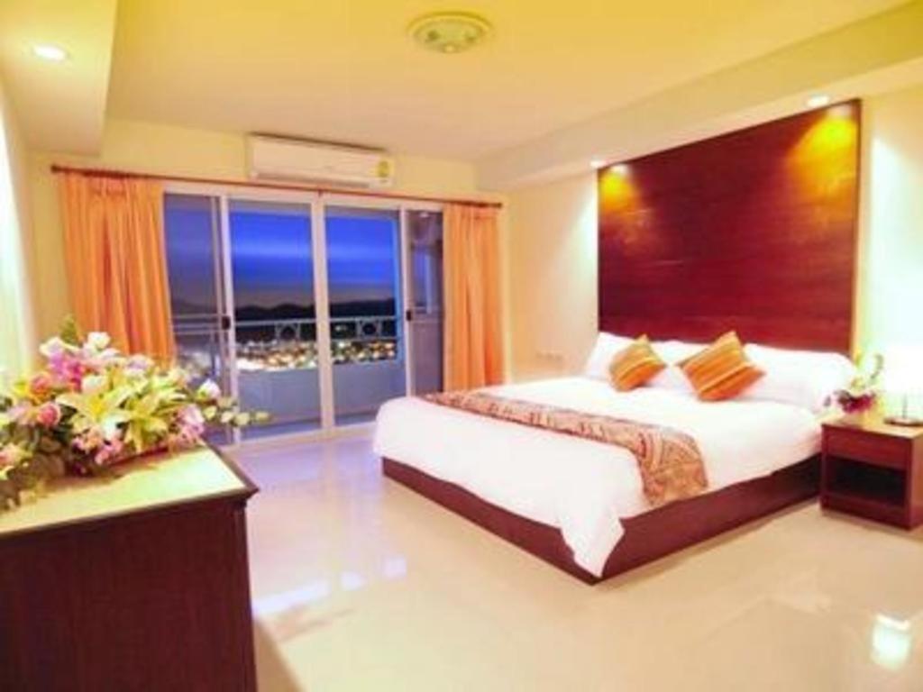 Hotel Grand Living Chiang Mai
