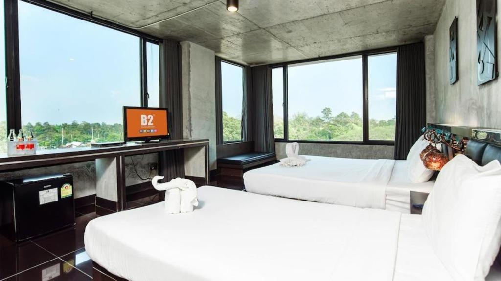 B2 Black Business And Budget Hotel