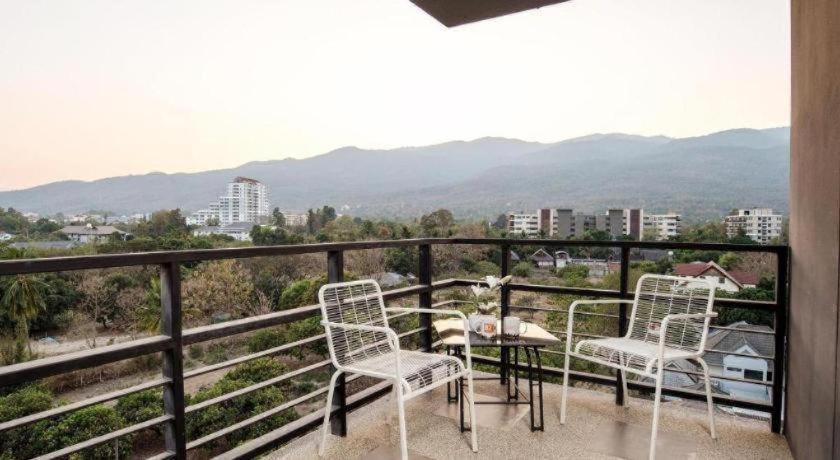 Hotel B2 Black Business And Budget