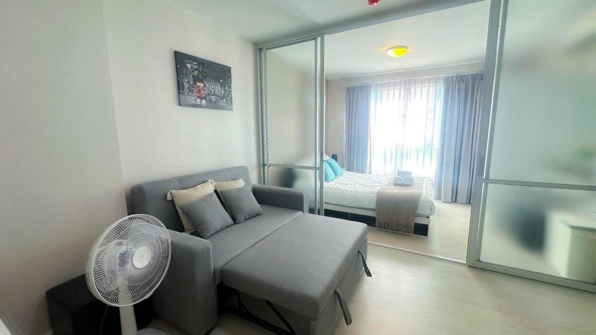Apartment Great Next To A Shopping Mall *
