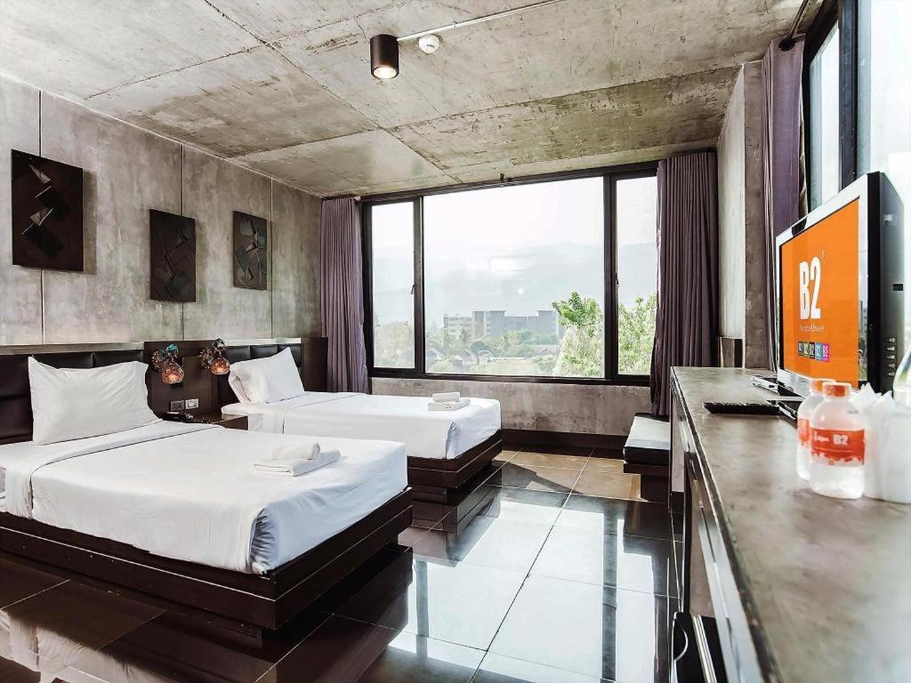 B2 Black Business And Budget Hotel 3*