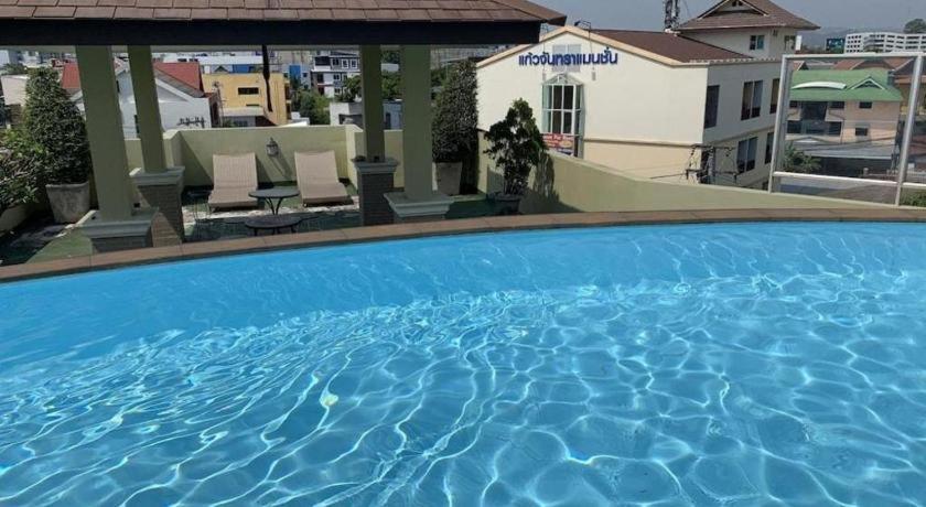 The Xym Hotel 2*