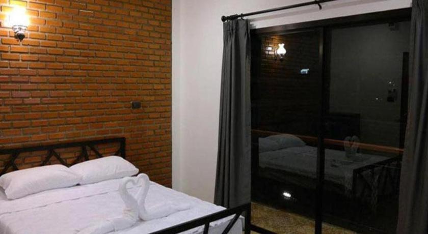 Hotel The Connect 2*