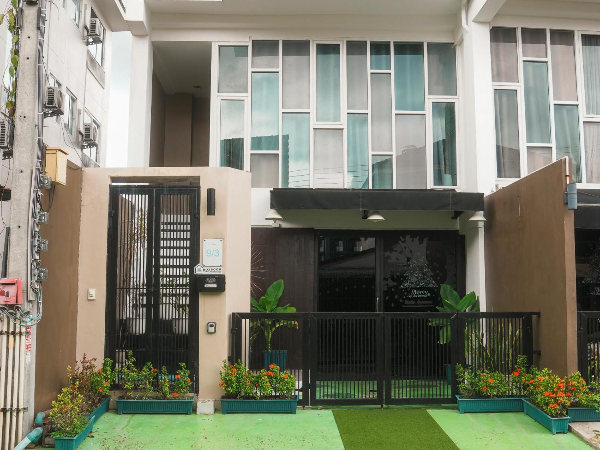 Boxsoon Nimman 3 # 4beds 4bahts