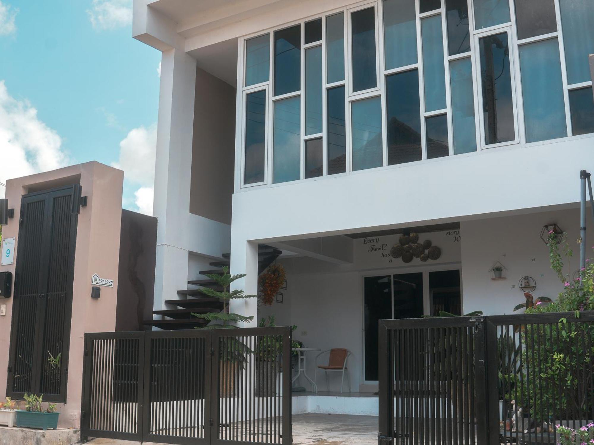 Boxsoon Nimman 1 # 5beds 4baths Villa *