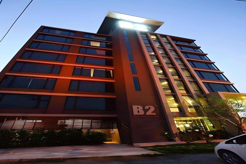 Hotel B2 Black Business And Budget