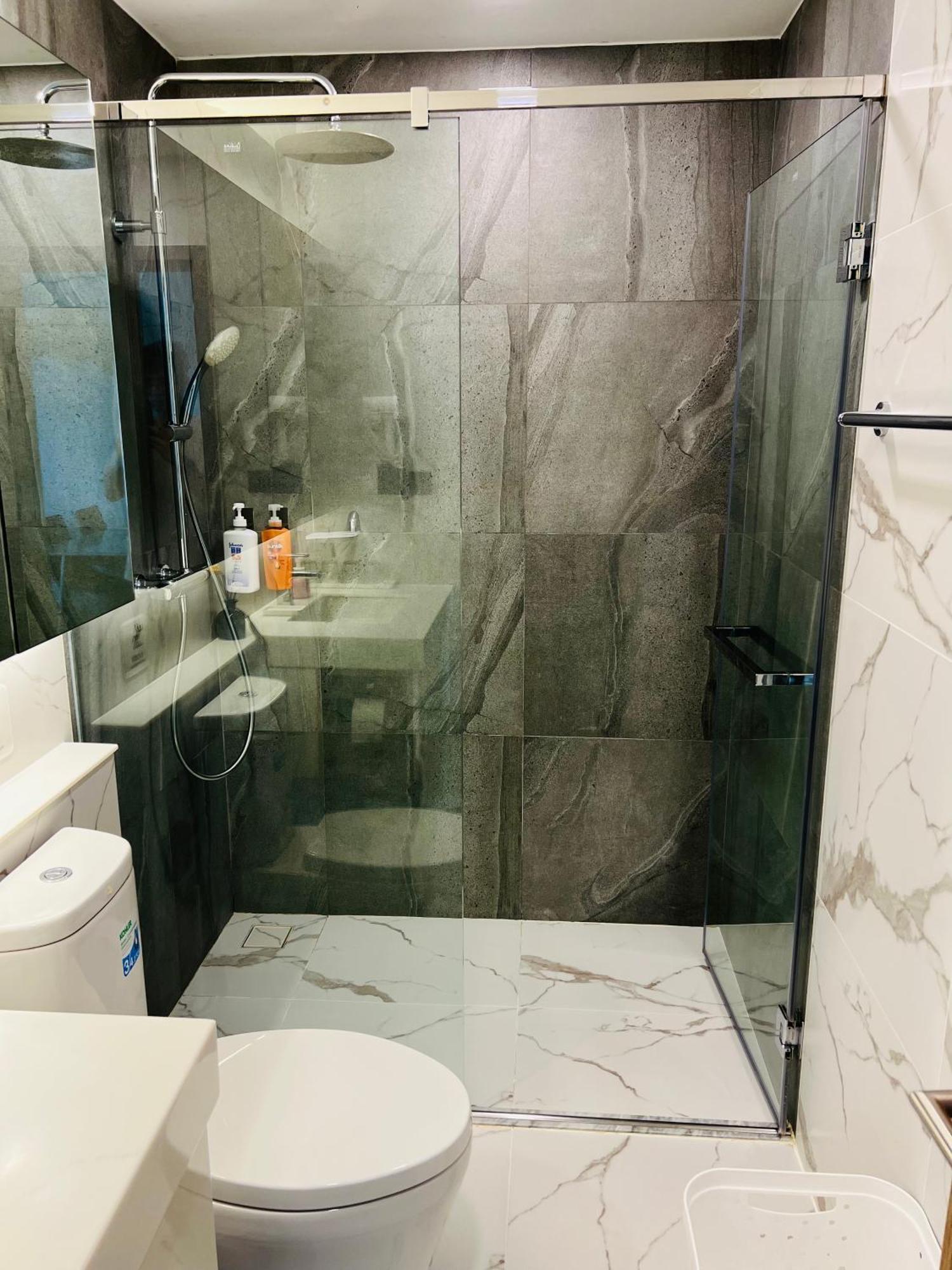 Astra Sky River Luxury 2bedroom Family With Infinity Pool, Near Old Town Apartment *